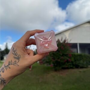 ✨Vintage Plastic Bow tie Pink Ring Case✨